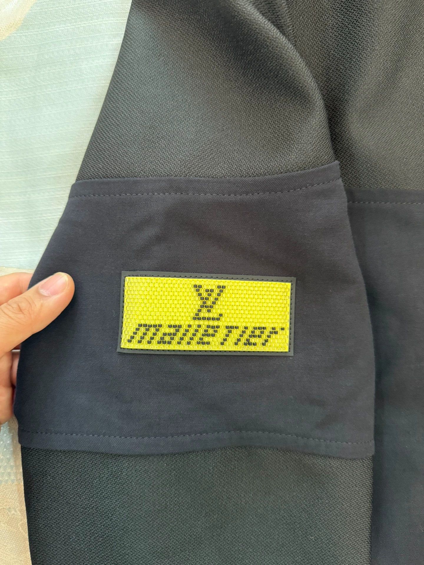 Louis Vuitton LV Hand-Beaded Logo Jacket Size 44 (48) Authentic Size US S / EU 44-46 / 1 - 4 Thumbnail