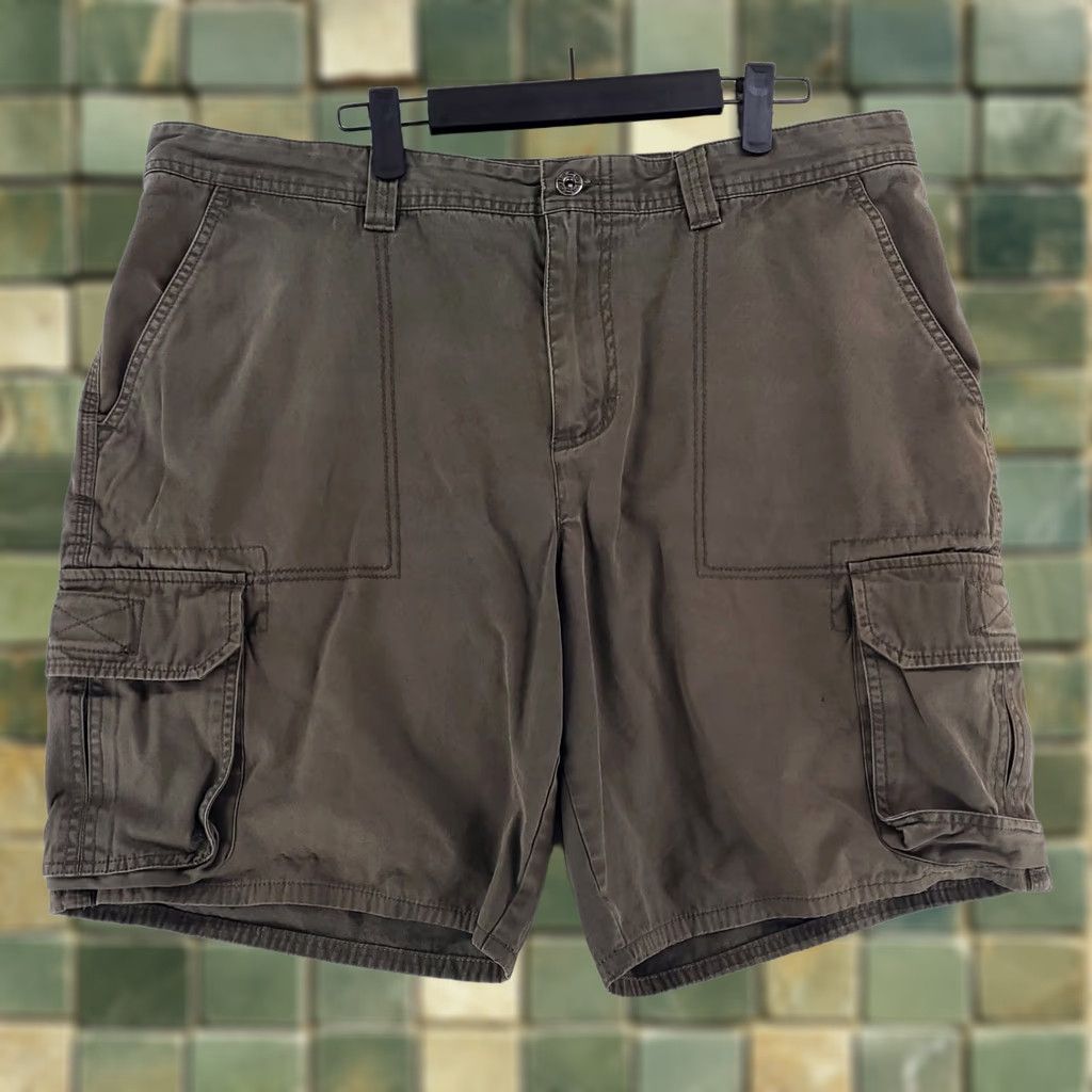 Nike Nike ACG Cargo Shorts All Conditions Gear Gray Mens 38 Cargo Shorts Gray Mens 38 Nike ACG Cargo Shorts Mens 38 Gray Size US 38 / EU 54 - 1 Thumbnail