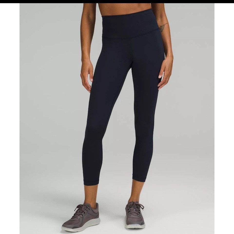 Lululemon Lululemon Wunder Train High-Rise Tight 25" True Navy 6 NWT Size 28" / US 6 / IT 42 - 1 Thumbnail