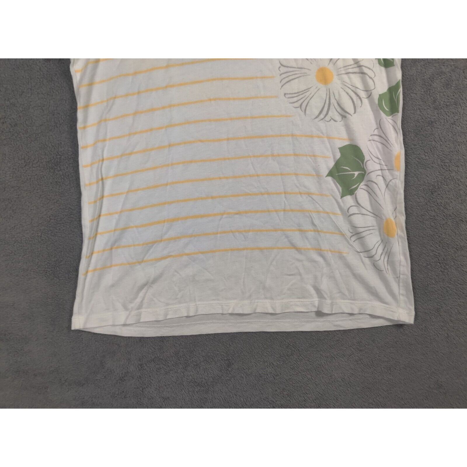 Utmost Co Utmost x Uniqlo Shirt Adult Womens Mediu Striped Floral Size M / US 6-8 / IT 42-44 - 5 Thumbnail