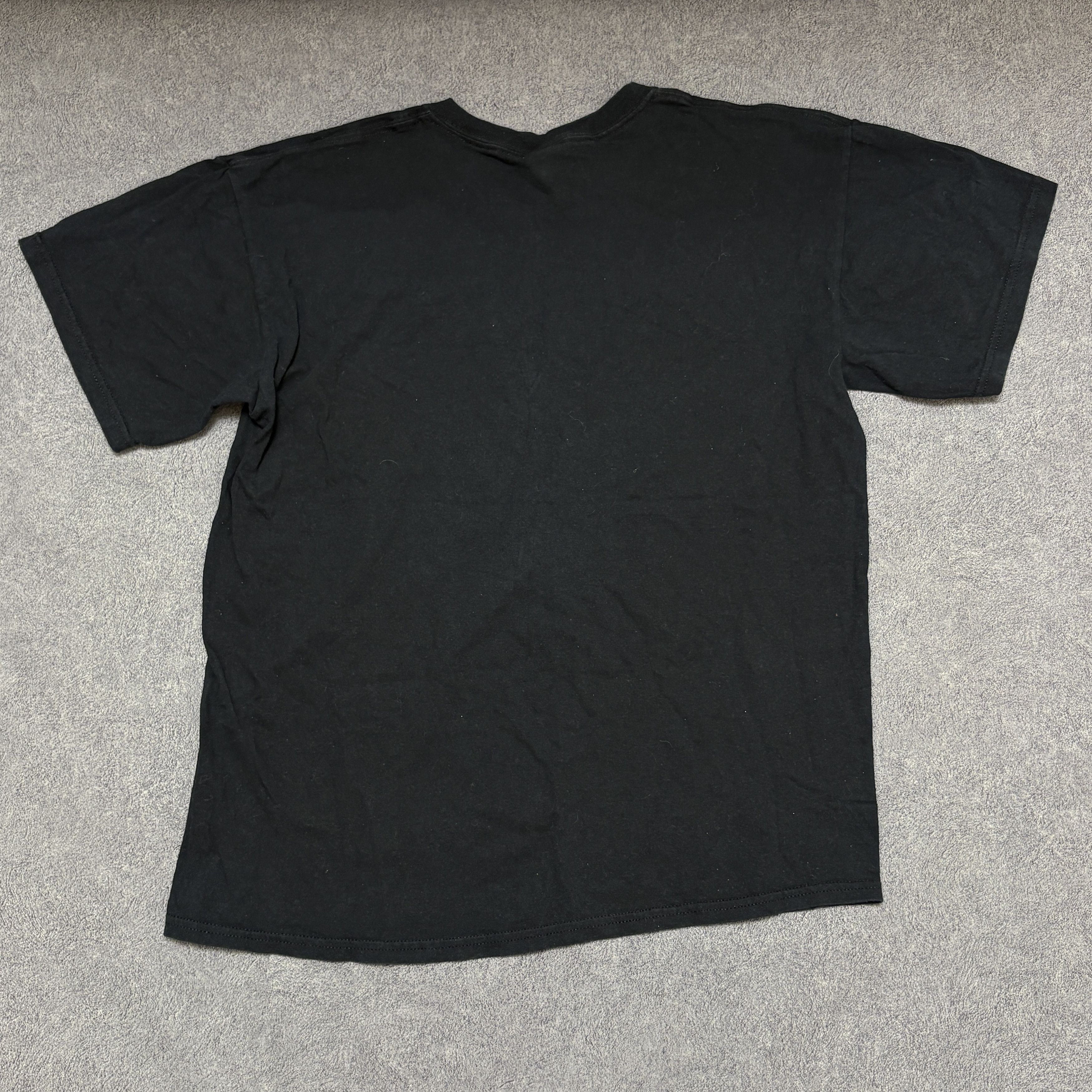 Band Tees Vintage Chris Brown Shirt Y2K Tour Hip Hop Band Tee Rap Tee Size US L / EU 52-54 / 3 - 10 Thumbnail