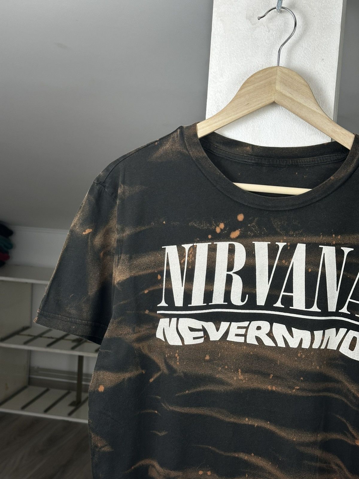 Band Tees Nirvana Nevermind Black Tee Size US M / EU 48-50 / 2 - 2 Thumbnail