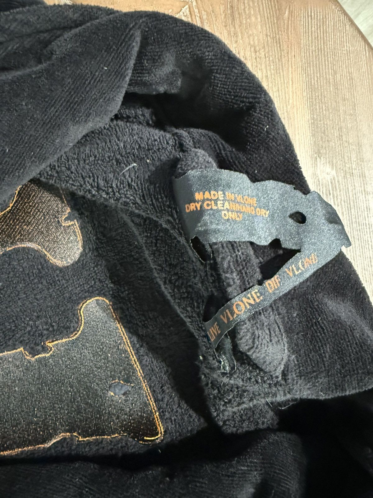 Vlone Vlone Bath Robe Size US L / EU 52-54 / 3 - 6 Thumbnail