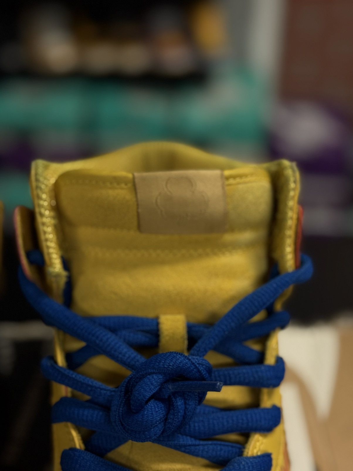 Nike 9 - Nike Dunk High Pro SB ‘Doernbecher’ 579603 740 2012 Size US 9 / EU 42 - 6 Thumbnail