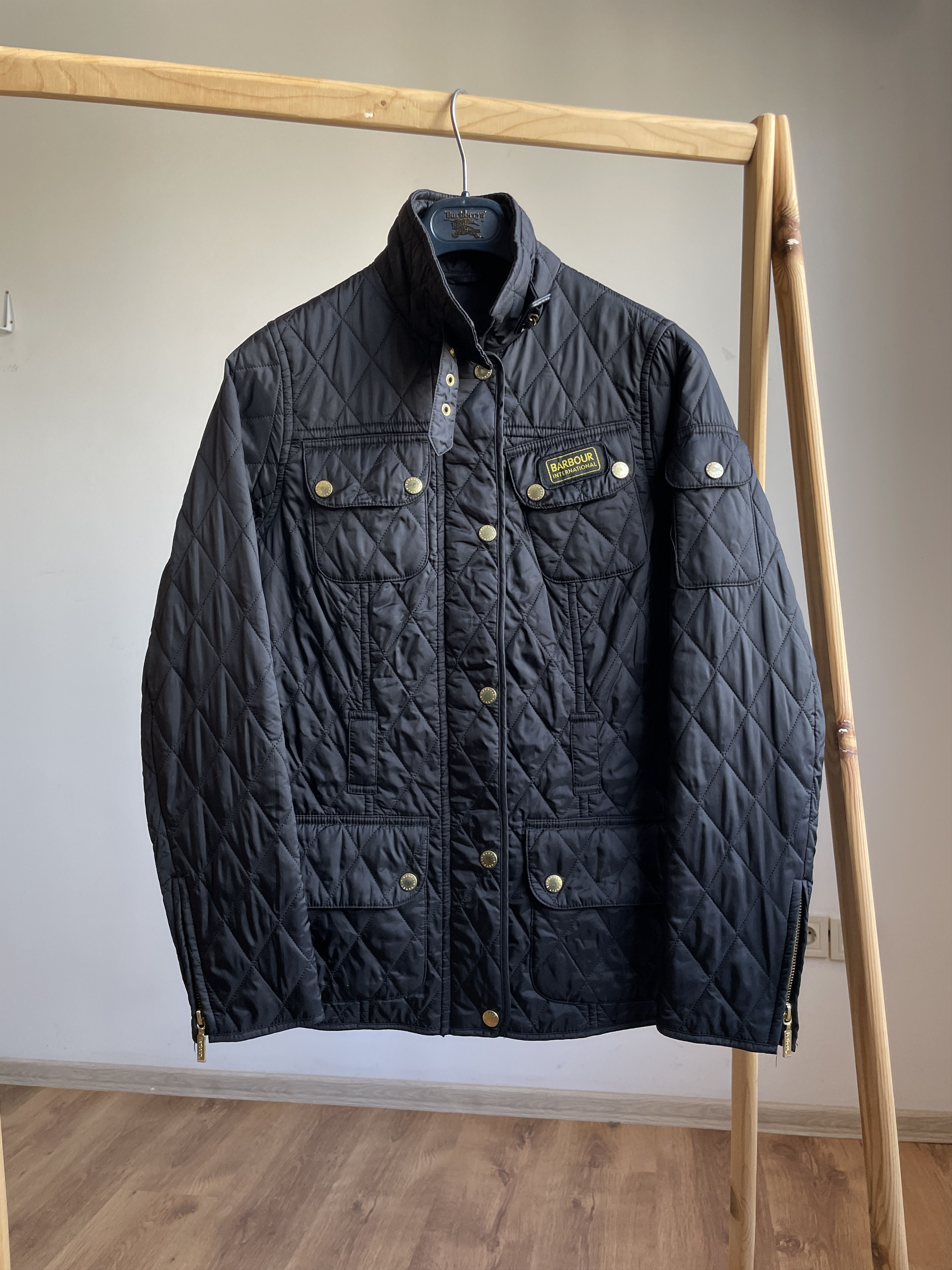 Barbour Barbour International Womens Quilted Jacket Size S / US 4 / IT 40 - 1 Thumbnail