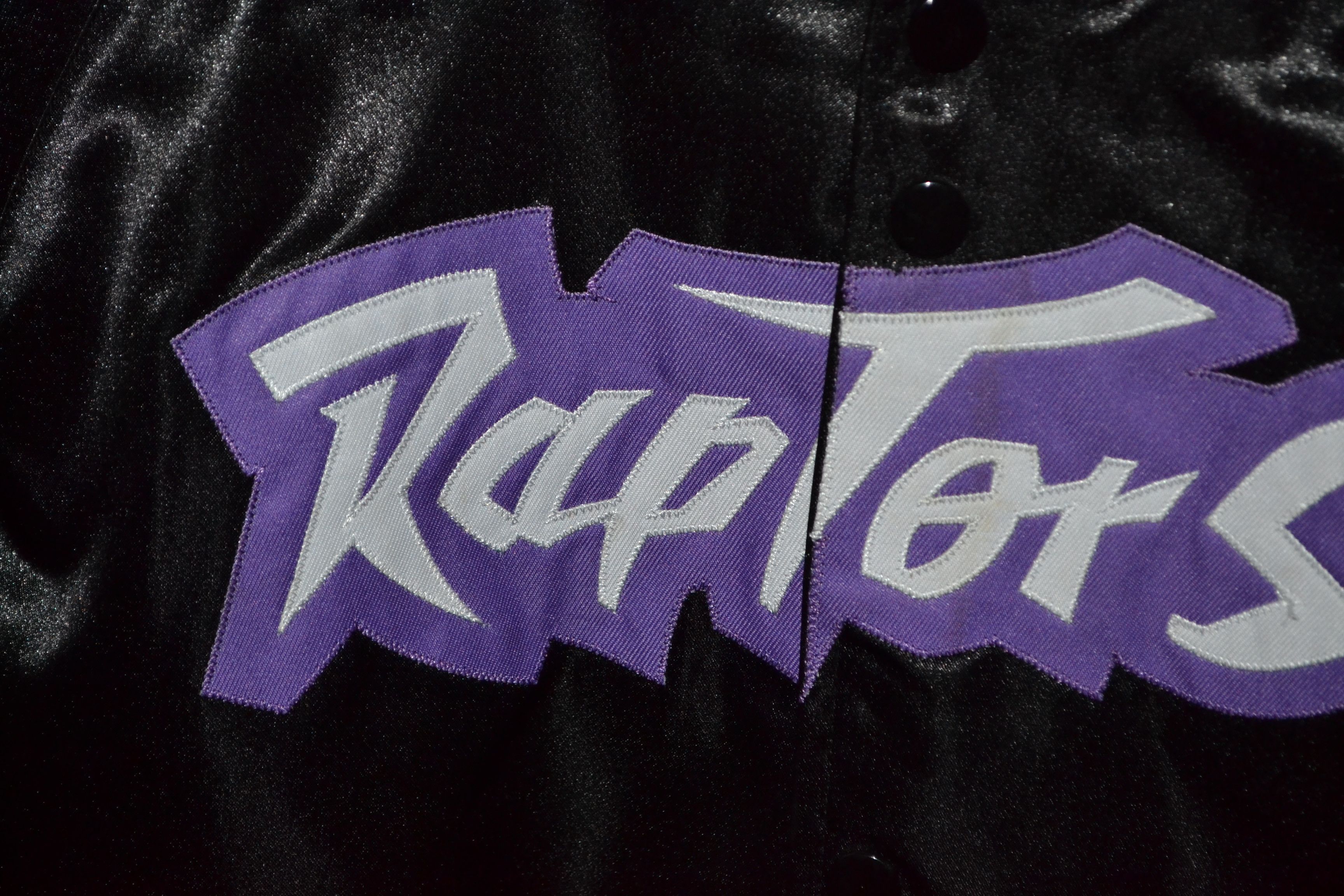Mitchell & Ness Toronto Raptors Mitchell & Ness Light Satin XL Women Size XL / US 12-14 / IT 48-50 - 3 Thumbnail