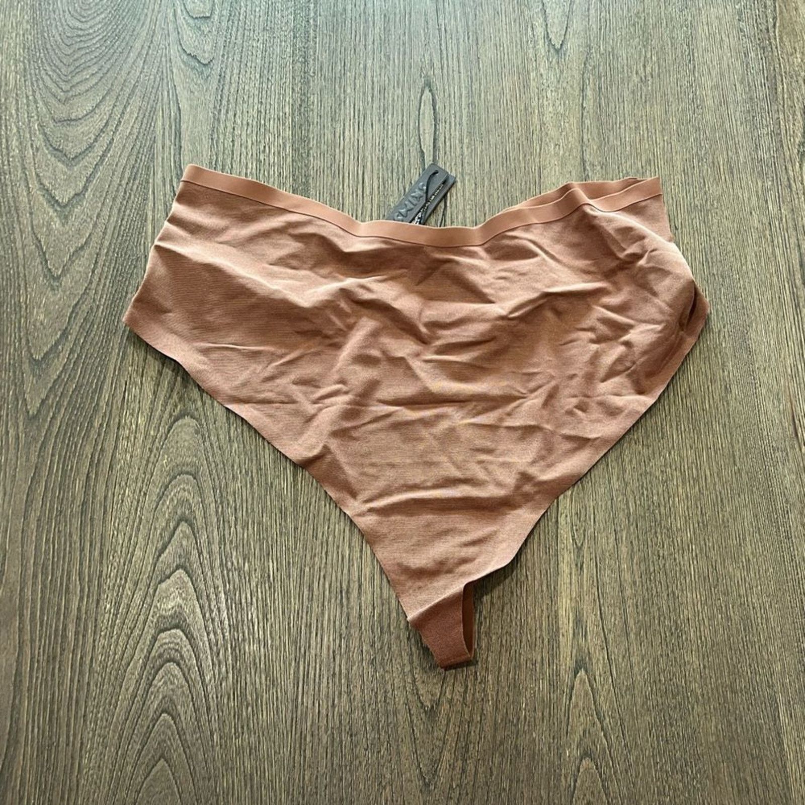SKIMS NWT Skims Power Mesh Mid Waist Thong Cocoa Size 4X Size ONE SIZE - 1 Thumbnail