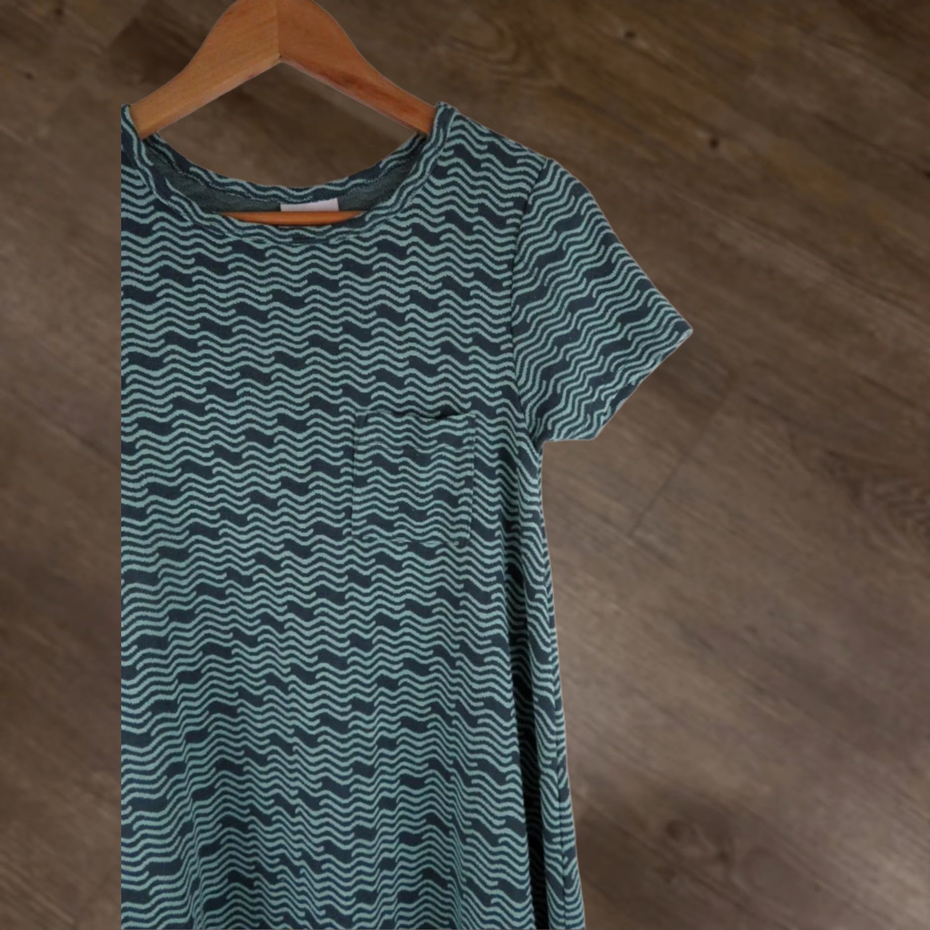Vintage VINTAGE LuLaRoe Jacquard Carly Dress 2XS Blue Mint Green High Low Stretch Womens Sz 2XS Size XXS / US 00 / IT 34 - 1 Thumbnail