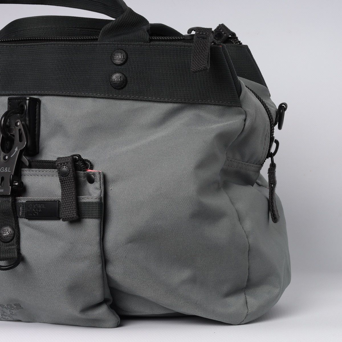 George Gina & Lucy GGL Bakerboy Black Carabiner Big size Bag y2k avantgarde Size ONE SIZE - 2 Thumbnail