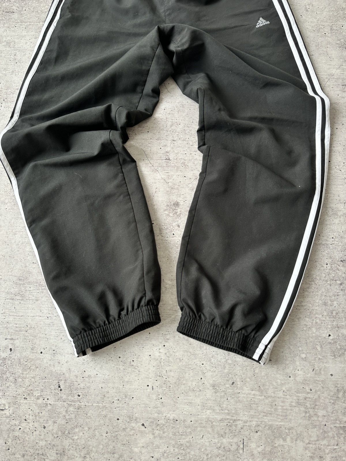 Other Vintage Adidas Baggy Sweatpants Size US 36 / EU 52 - 4 Thumbnail