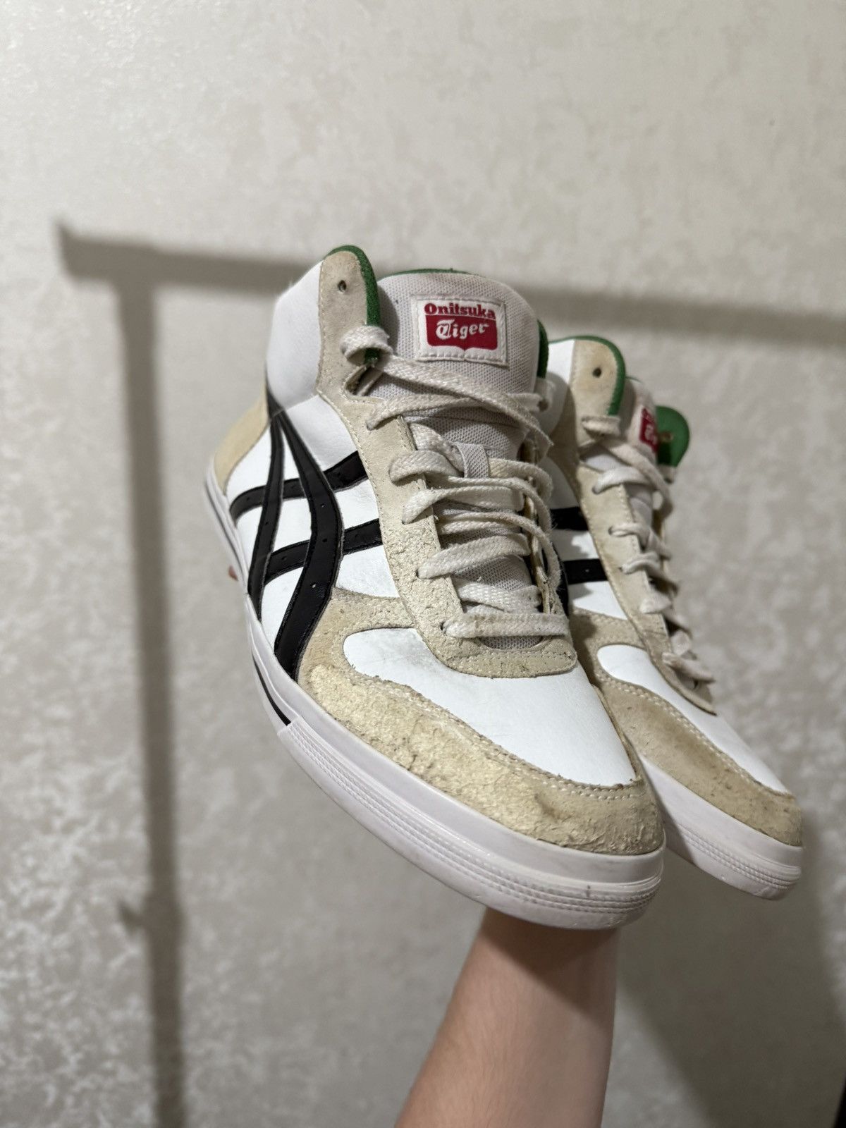 Asics ASICS ONITSUKA TIGER AARON MT HIGH-TOP SNEAKERS DISTRESSED Size US 10 / EU 43 - 6 Thumbnail