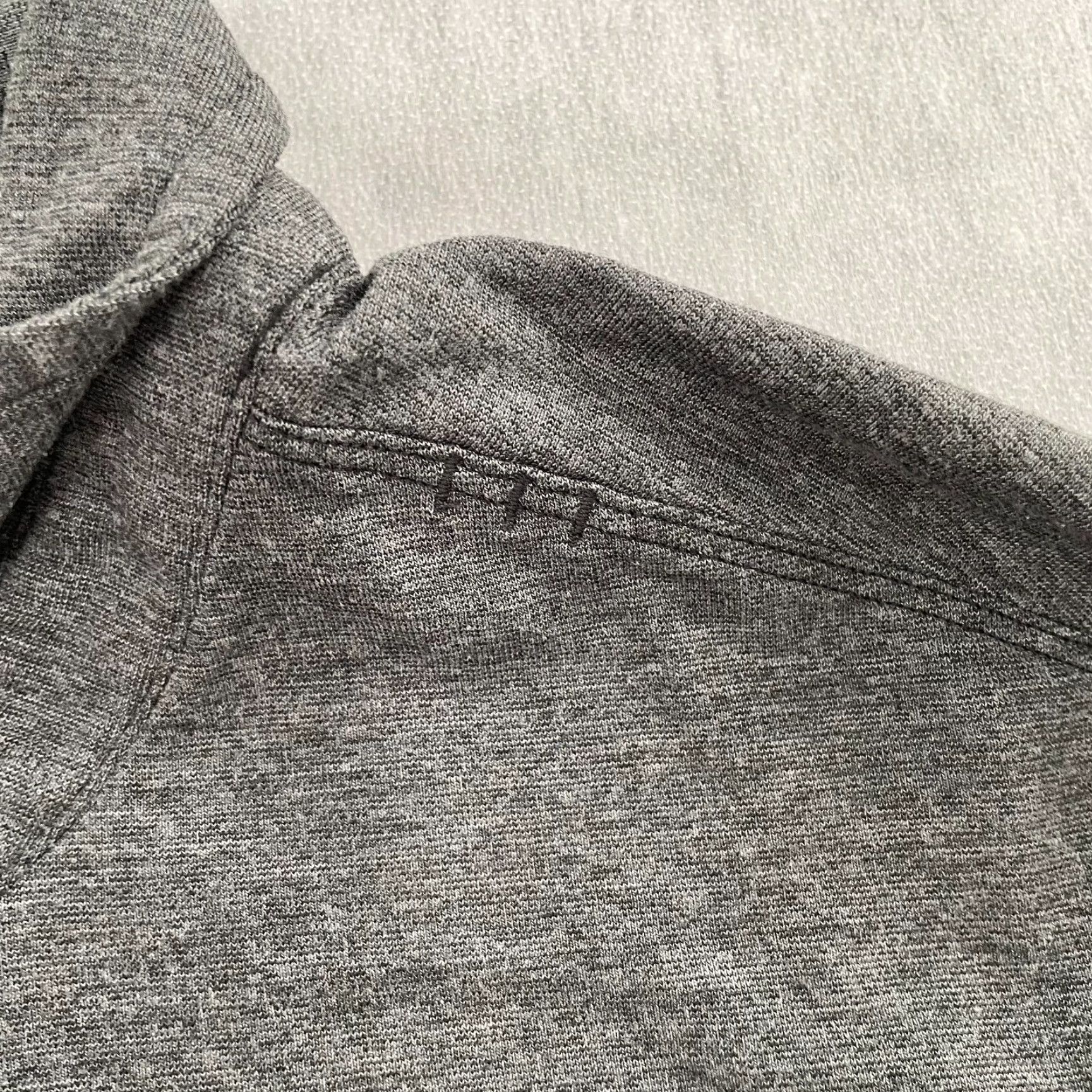 Lululemon Lululemon Tech Polo Shirt Mens Medium Short Sleeve Grey Logo Button Pullover Athletic M Size US M / EU 48-50 / 2 - 4 Thumbnail