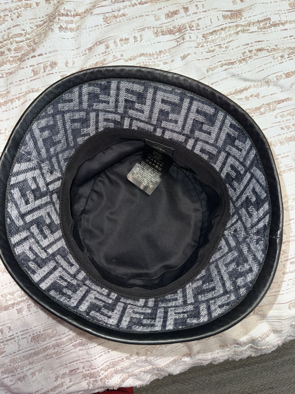 Fendi Fendi bucket hat Size ONE SIZE - 3 Thumbnail