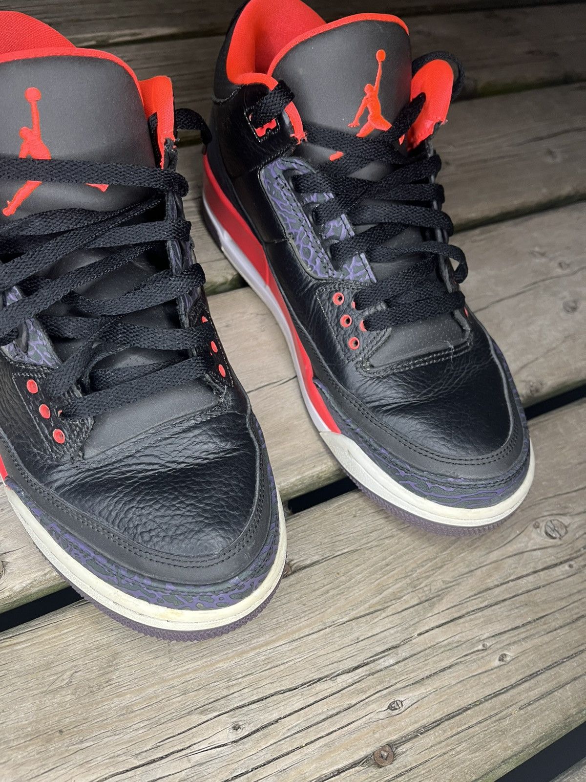 Jordan Brand 2013 Air Jordan Retro 3 Crimson Infrared Size US 9.5 / EU 42-43 - 3 Thumbnail