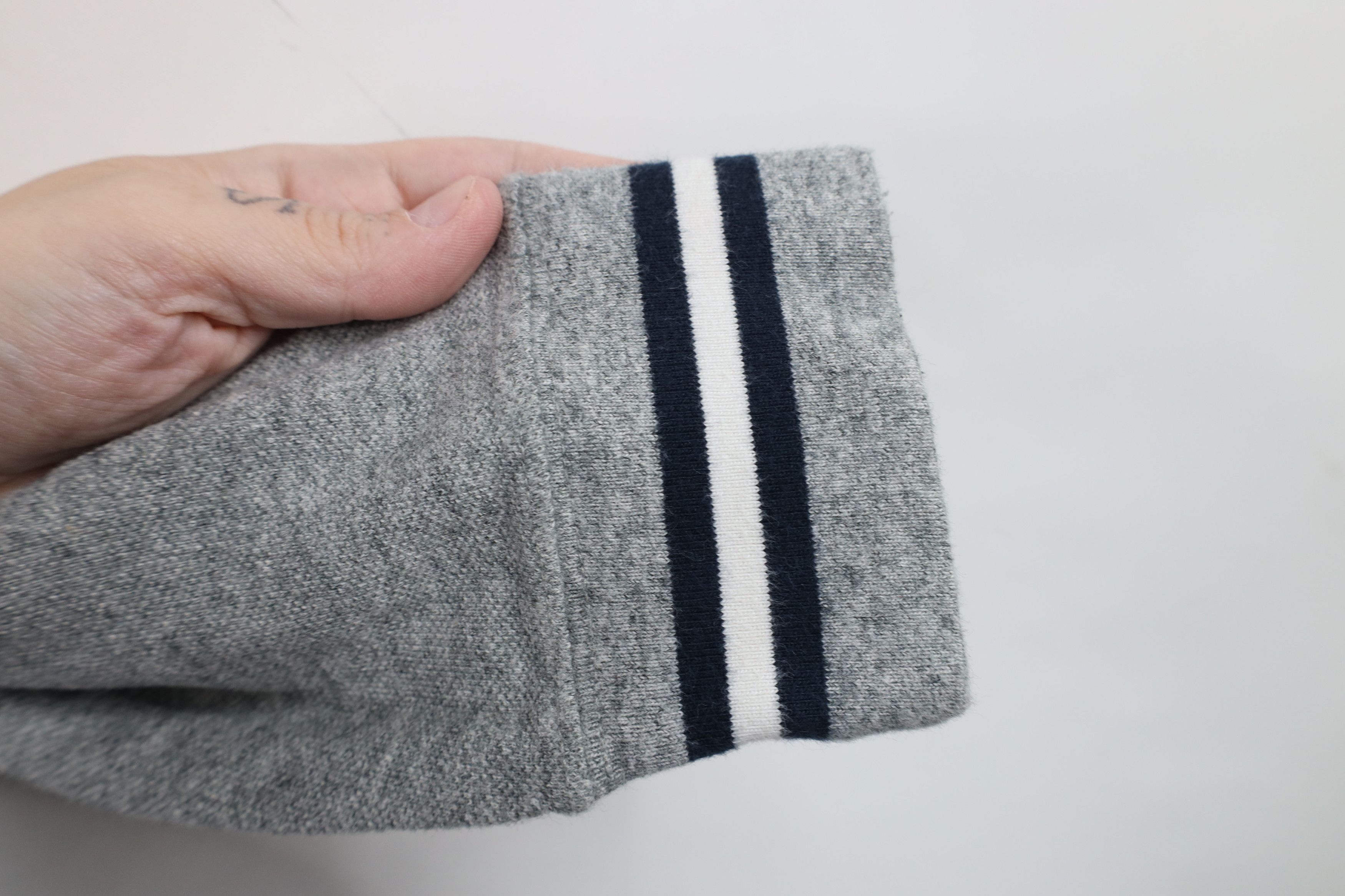 Abercrombie & Fitch Vintage 90s Y2K Abercrombie & Fitch Knit Long Sleeve T-Shirt Size US XS / EU 42 / 0 - 9 Thumbnail