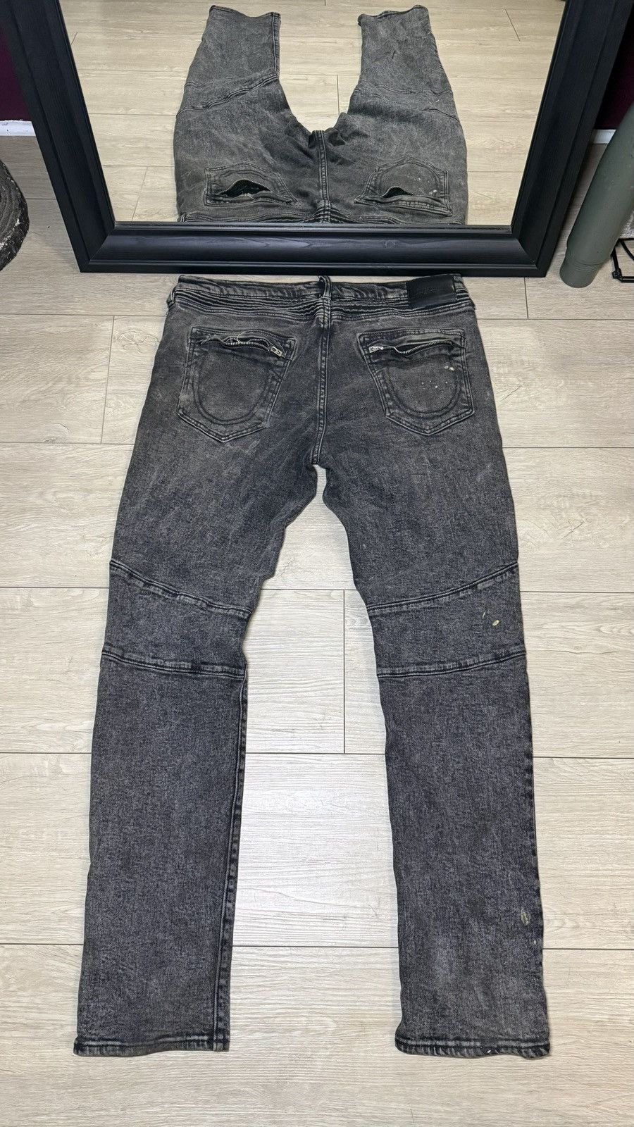 True Religion Y2K 2000s True Religion Geno Stone Washed Relaxed Slim Denim Size US 34 / EU 50 - 2 Thumbnail