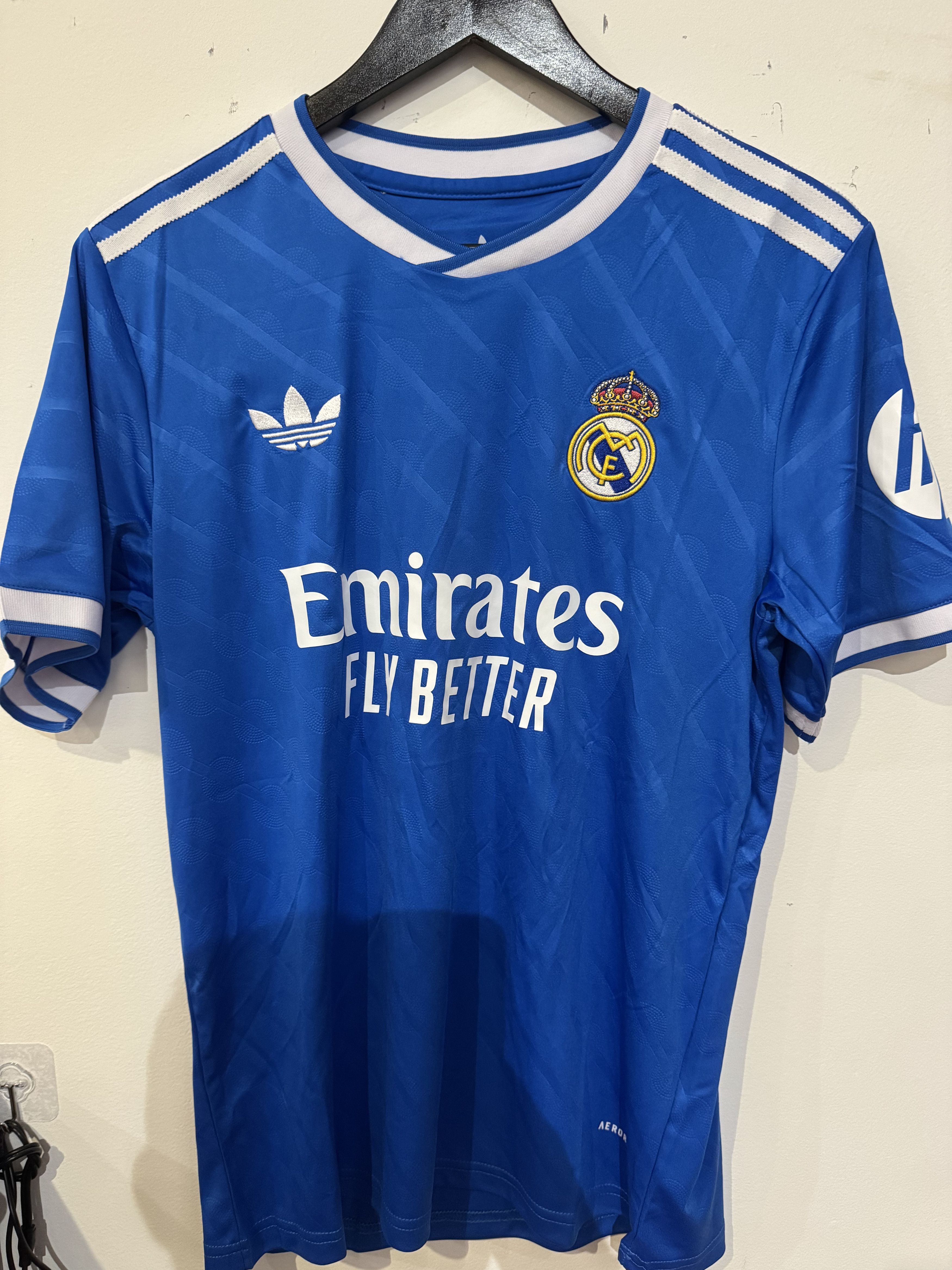 Other Real Madrid FC Soccer Jersey 2025 Men's Size 2XL Size US XXL / EU 58 / 5 - 1 Thumbnail