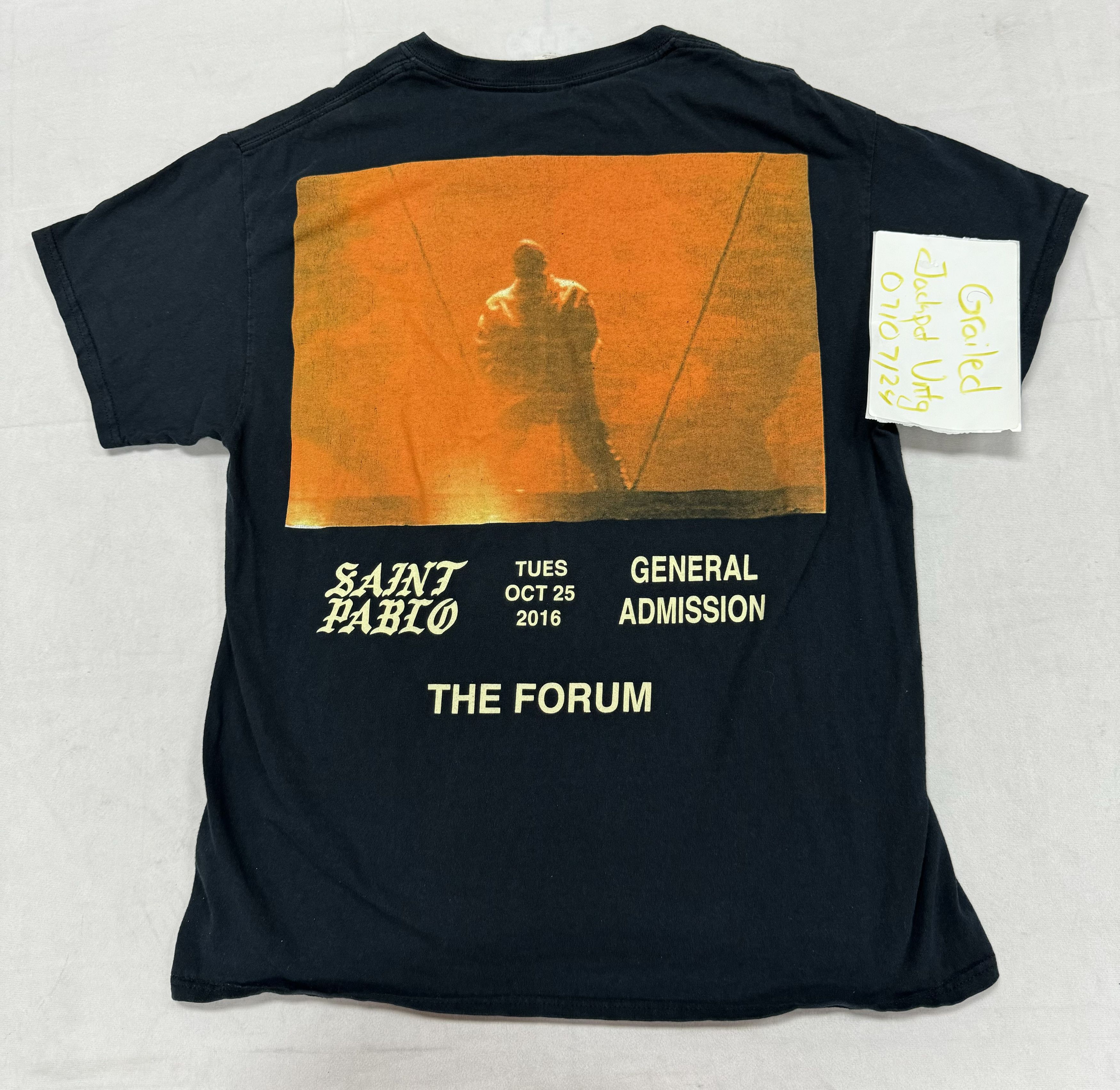 Gildan × Kanye West Kanye West The Life of Pablo Album Tour Tee 