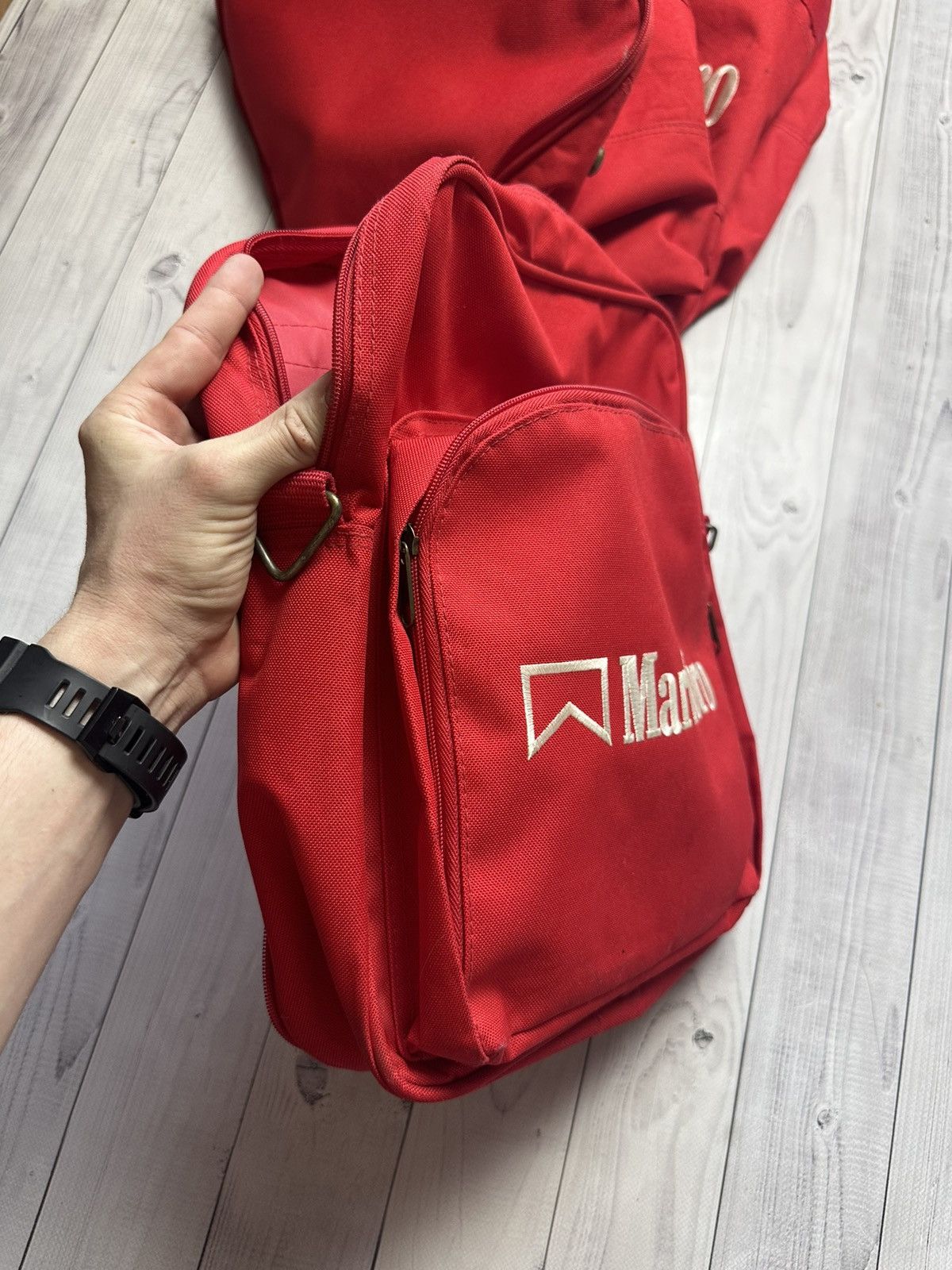 Marlboro Vintage Marlboro bag + backpack transformer rare big logo Size ONE SIZE - 4 Thumbnail