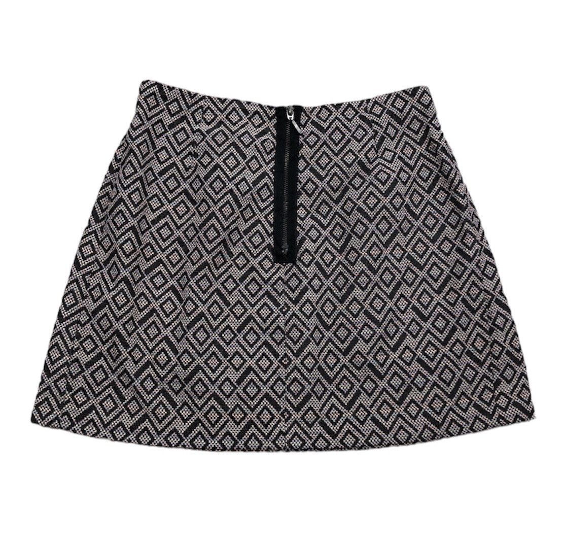 Japanese Brand OSTRADIVARIUS Mini Skirt #2652-95 Size 26" / US 2 / IT 38 - 6 Thumbnail