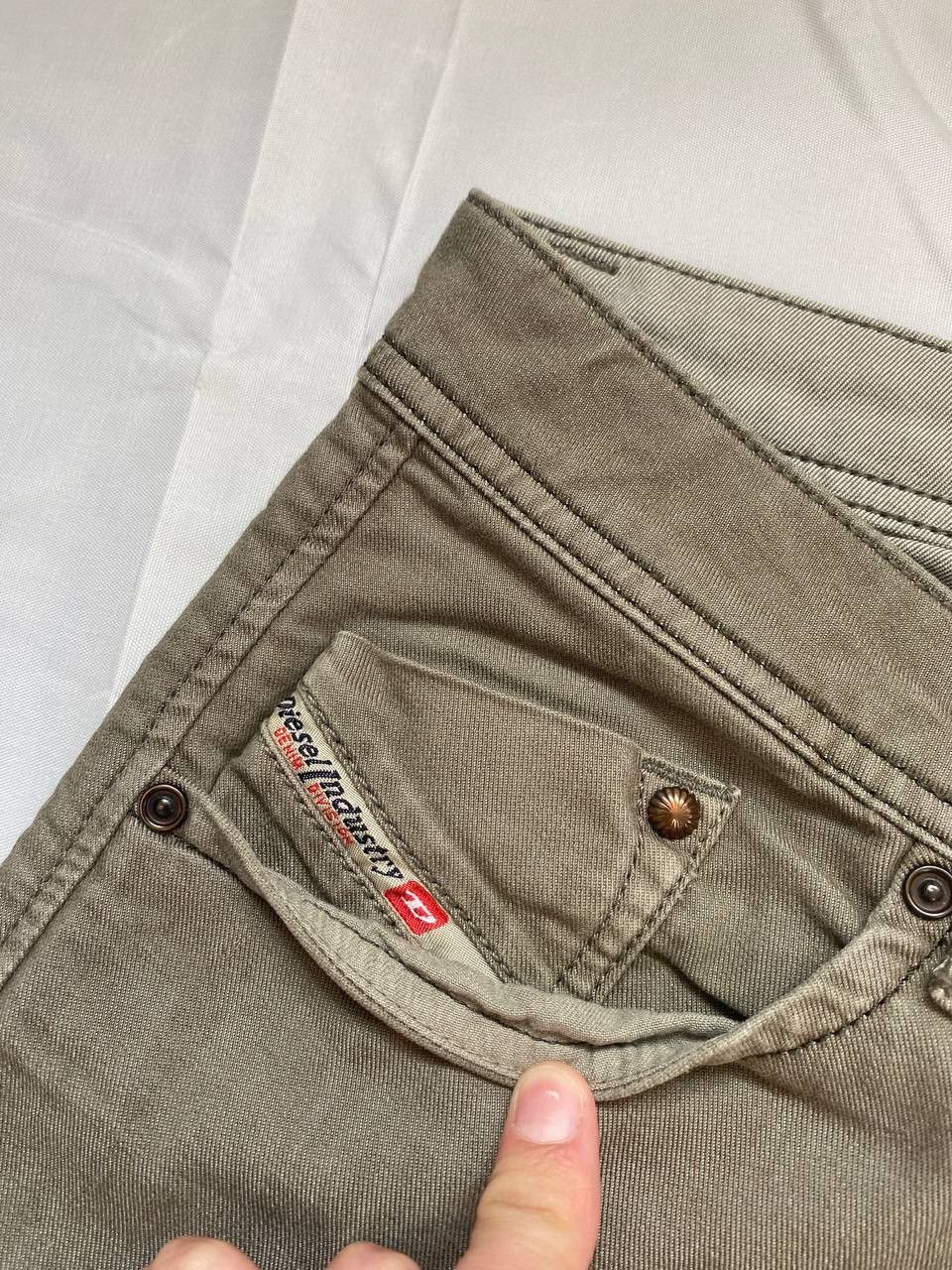 Diesel × Vintage Diesel VTG 2000s beige denim jeans y2k Italy pants rare hype Size US 31 - 8 Thumbnail