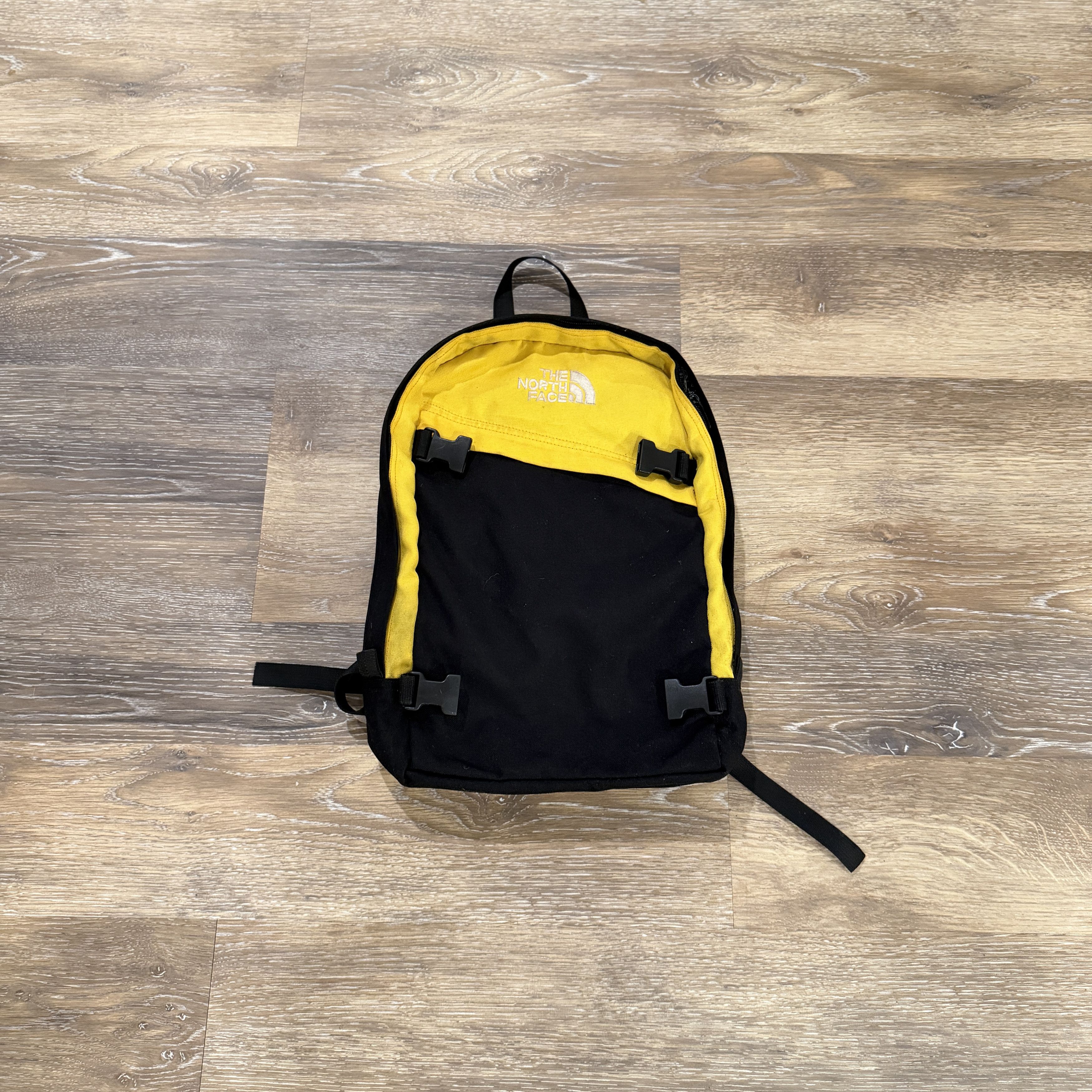 goonies north face backpack The Face Connector  28L Organized & Comfortable  GearOne this backpack offers a true model of organization to keep all your essentials in place Goonies - Data's Pack (Book