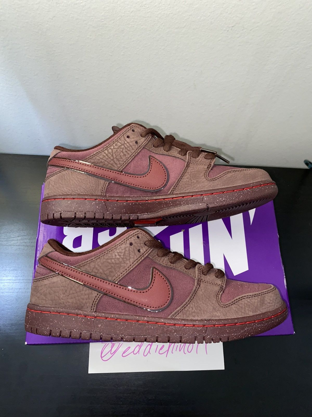 Nike Nike SB Dunk Low PRM(VDAY PACK 2023) Size US 8.5 / EU 41-42 - 7 Thumbnail