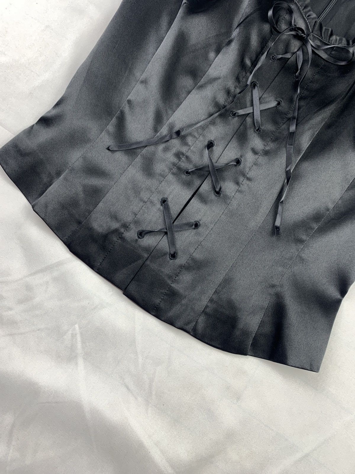 Japanese Brand 2000s Be Art Korea Shiny Black Fitted Lace up Blouse Top Size S / US 4 / IT 40 - 7 Thumbnail
