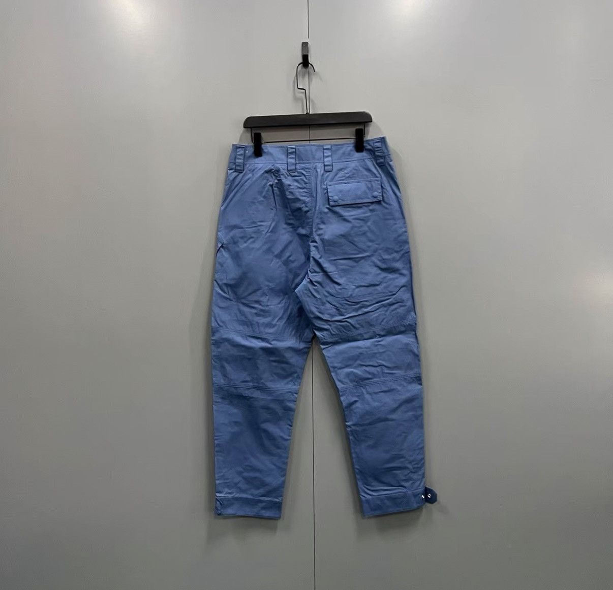 Dior Dior blue lock-detail cargo trousers J41 Size US 34 / EU 50 - 2 Thumbnail