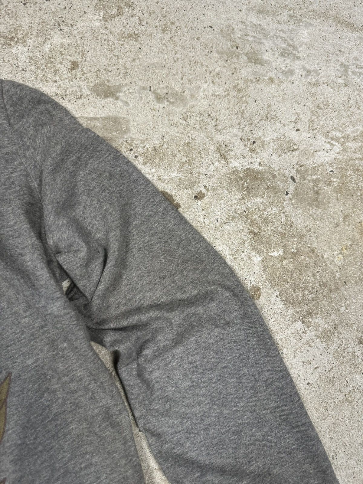 Dolce & Gabbana 2010s Dolce & Gabbana Catholic Grey Long Sleeve Tee Size S / US 4 / IT 40 - 6 Thumbnail
