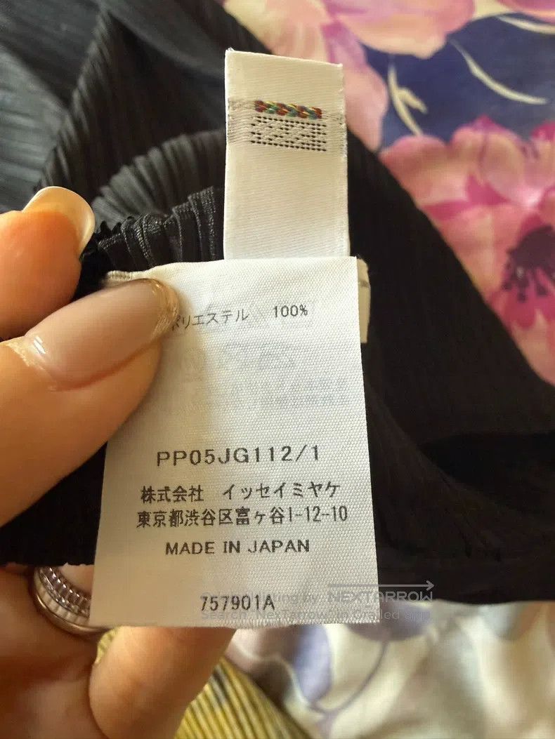Issey Miyake Issey Miyake size:1 Black Midi Skirt Size 31" - 3 Thumbnail
