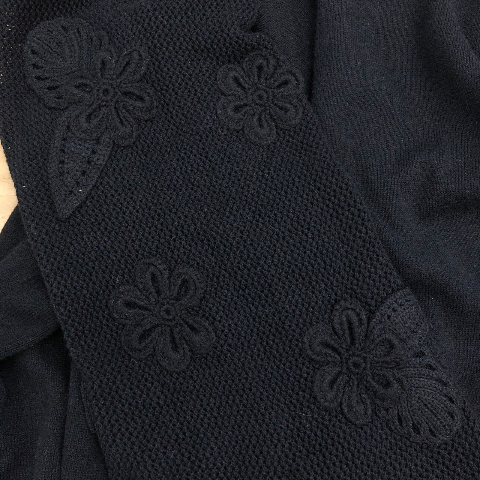 Chicos Chicos Size 4 US XXL Cardigan 3D Applique Crochet Open Front Size XXL / US 16-18 / IT 52-54 - 16 Thumbnail