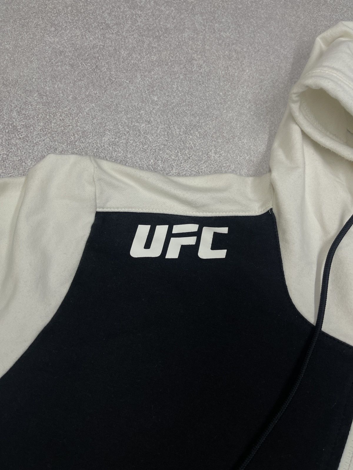 Reebok Mens Reebok UFC Conor McGregor Zip Hoodie Size M Size US M / EU 48-50 / 2 - 11 Thumbnail