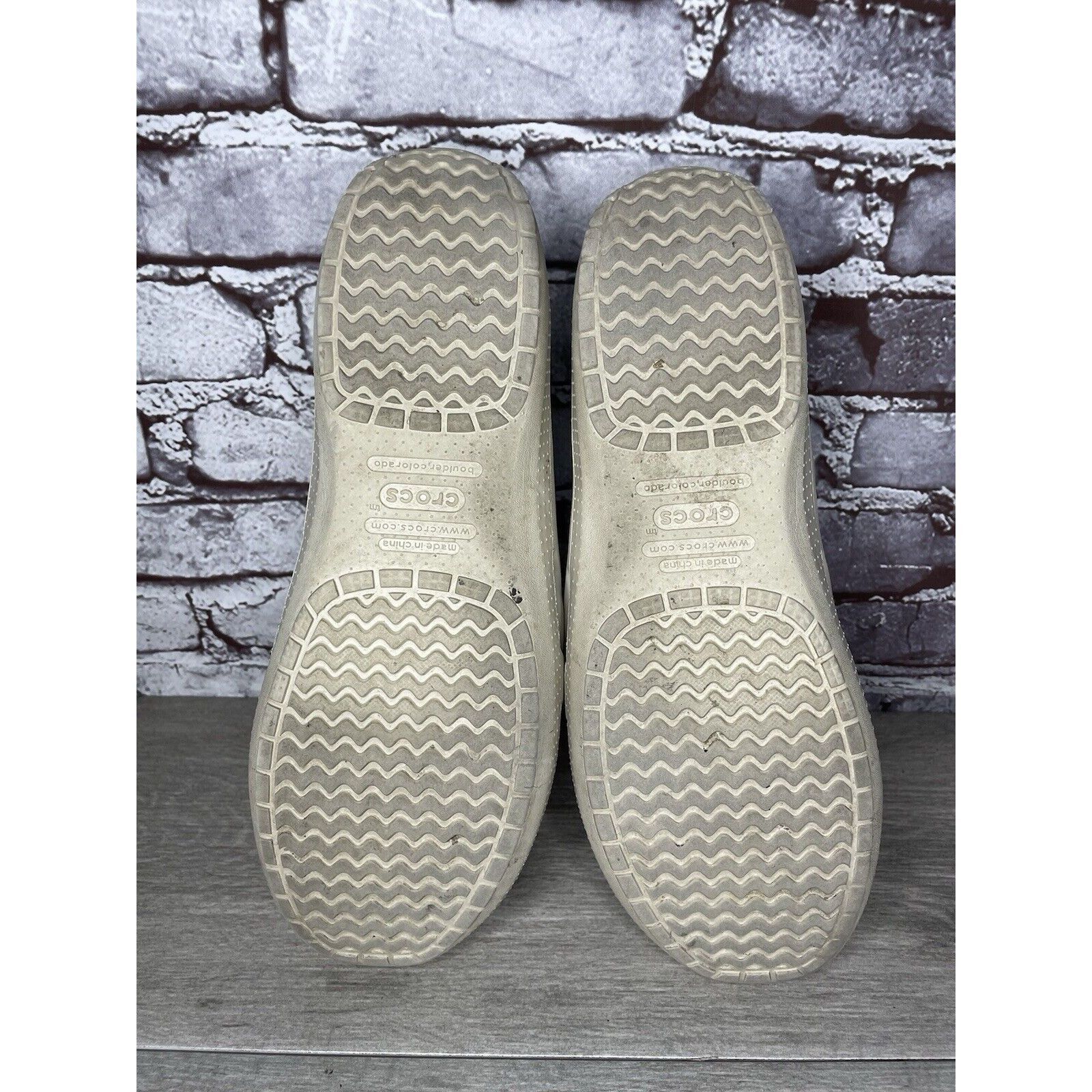 Crocs Crocs Brown Leather Vented Soles Cushioned Outdoor Loafers M Size US 12 / EU 45 - 18 Thumbnail