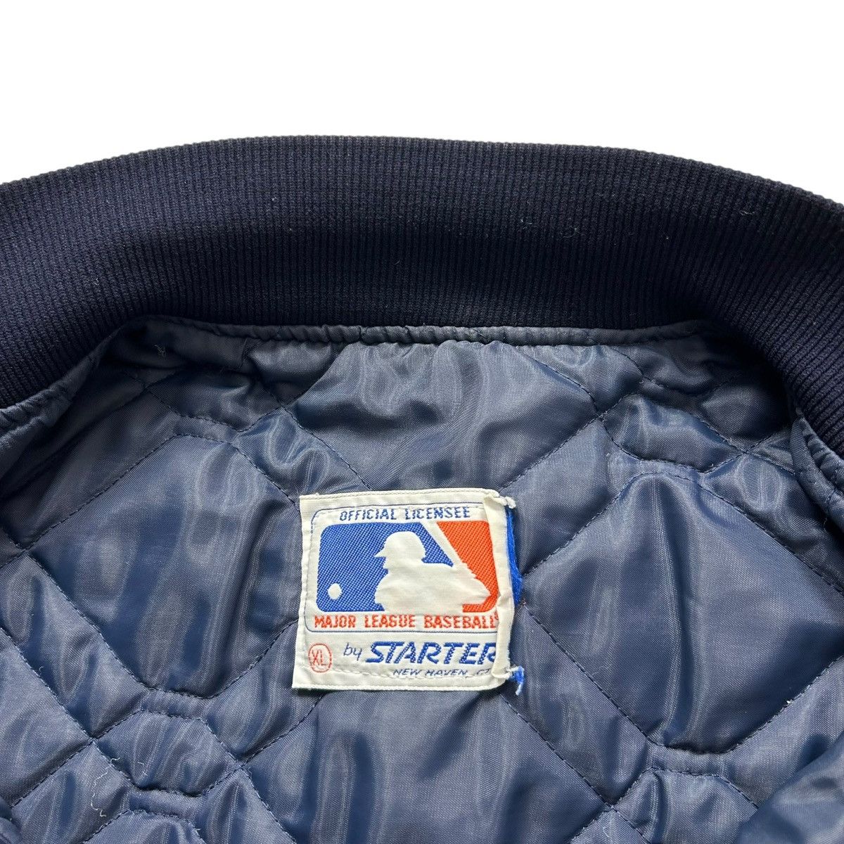 MLB VTG 90s DETROIT TIGERS STARTER SATIN BOMBER JACKET SIZE XL Size US XL / EU 56 / 4 - 4 Thumbnail