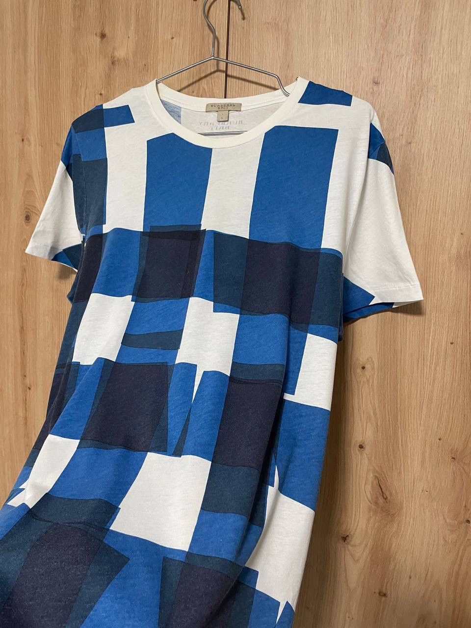 Burberry Burberry Brit FULL CELL Rare Overprint Tee L Size Size US L / EU 52-54 / 3 - 2 Thumbnail