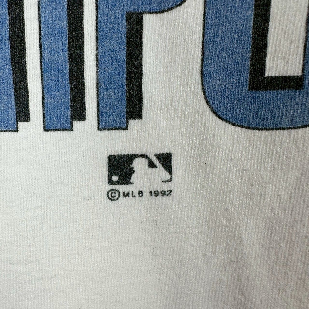 Vintage 1992 Atlanta Braves Champs MLB Catch the World Series Tee Size US XL / EU 56 / 4 - 3 Thumbnail