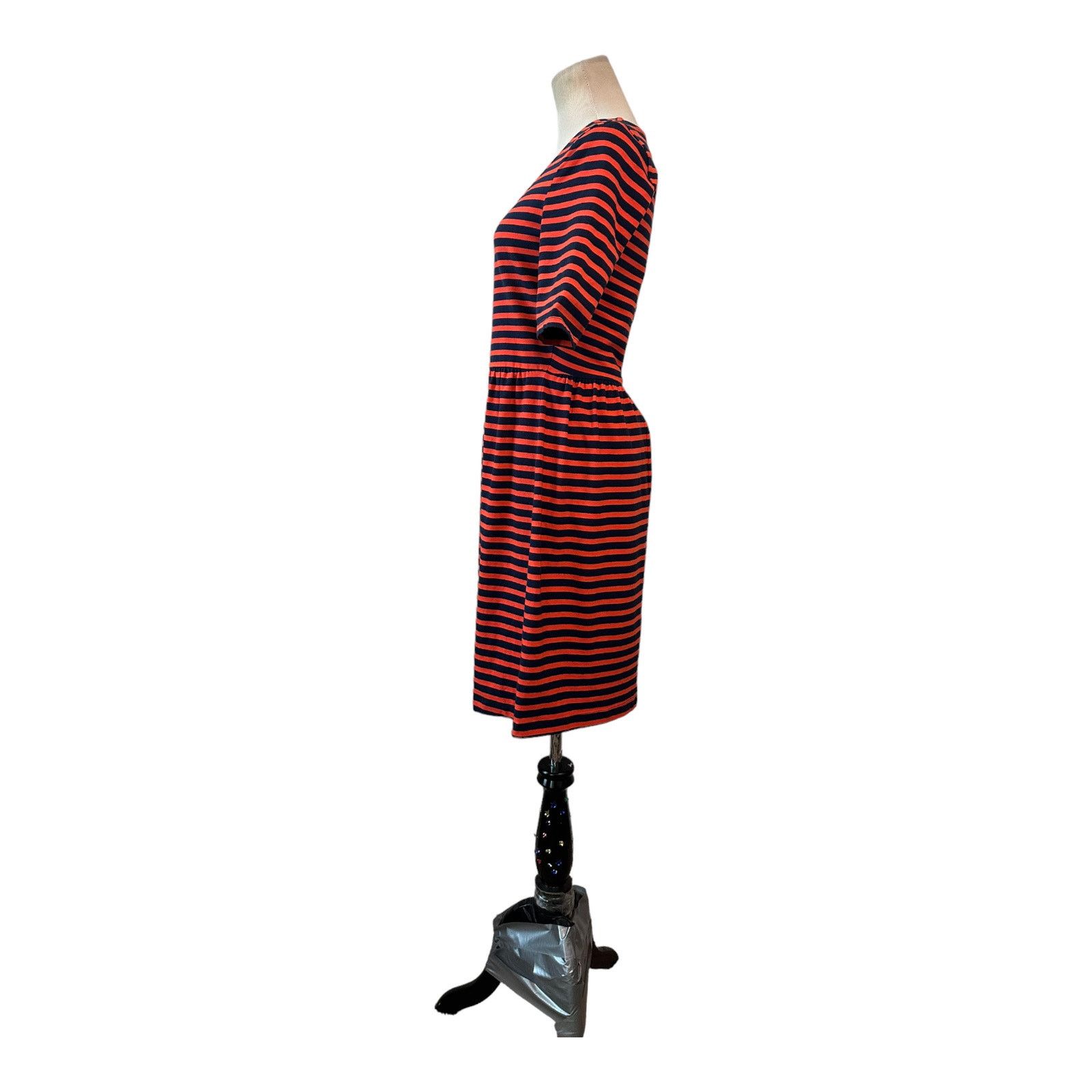 Old Navy Old Navy stripes short sleeves mini dress size small Size S / US 4 / IT 40 - 2 Thumbnail