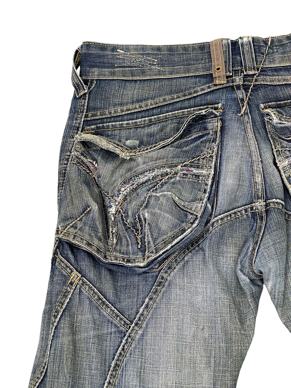Japanese Brand Curv Leg Jeans Tough Jeans Faded Distress Regular 6🟦4 Size US 32 / EU 48 - 20 Thumbnail