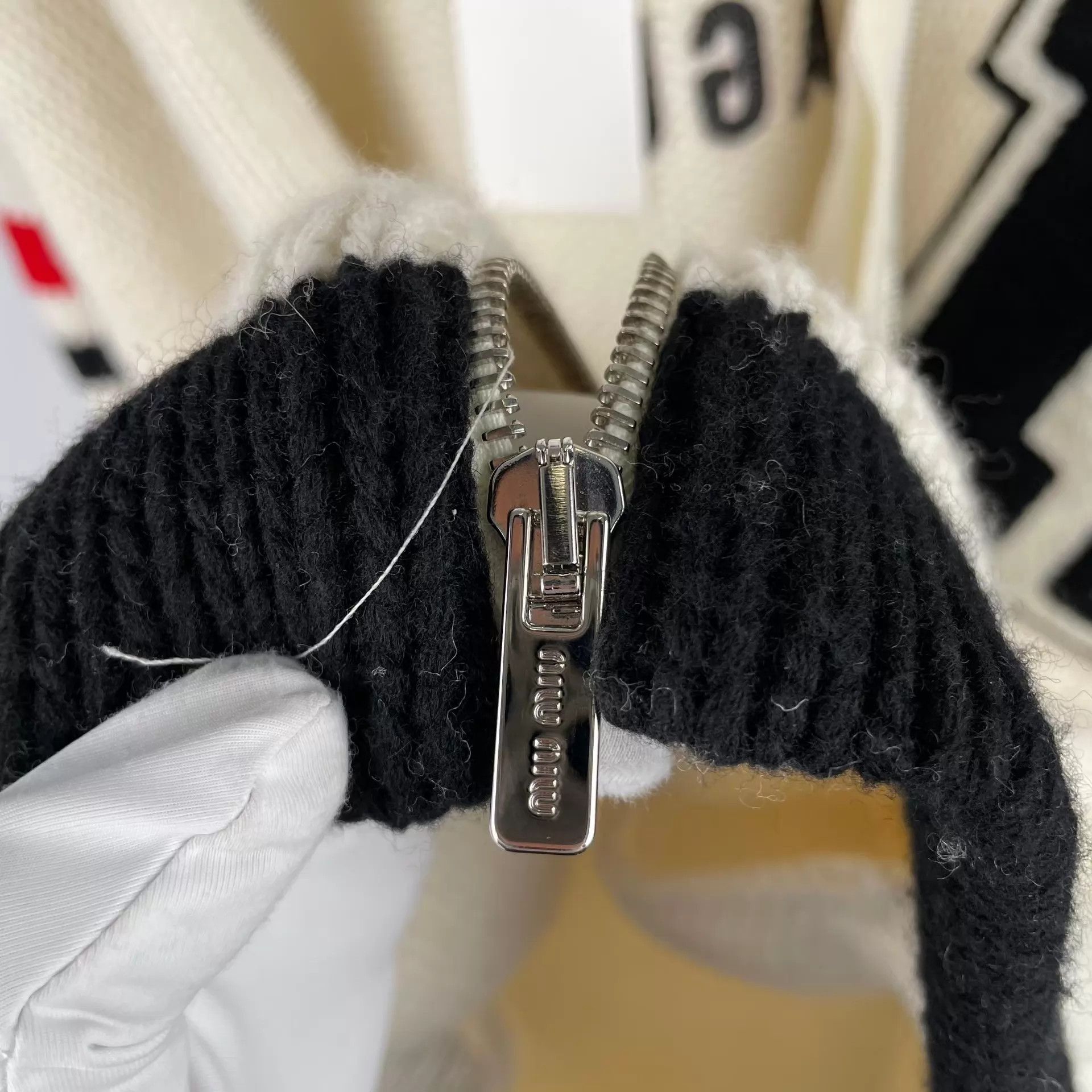 Miu Miu MIU MIU White Women's Jacket 2021 Size XS / US 0-2 / IT 36-38 - 3 Thumbnail