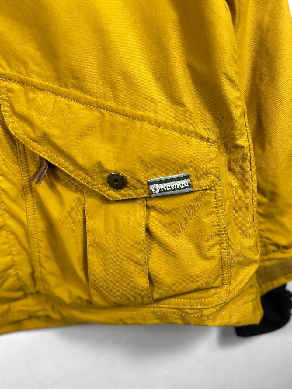 Japanese Brand negril japanese brand snowboarding jacket nice design Size US L / EU 52-54 / 3 - 3 Thumbnail