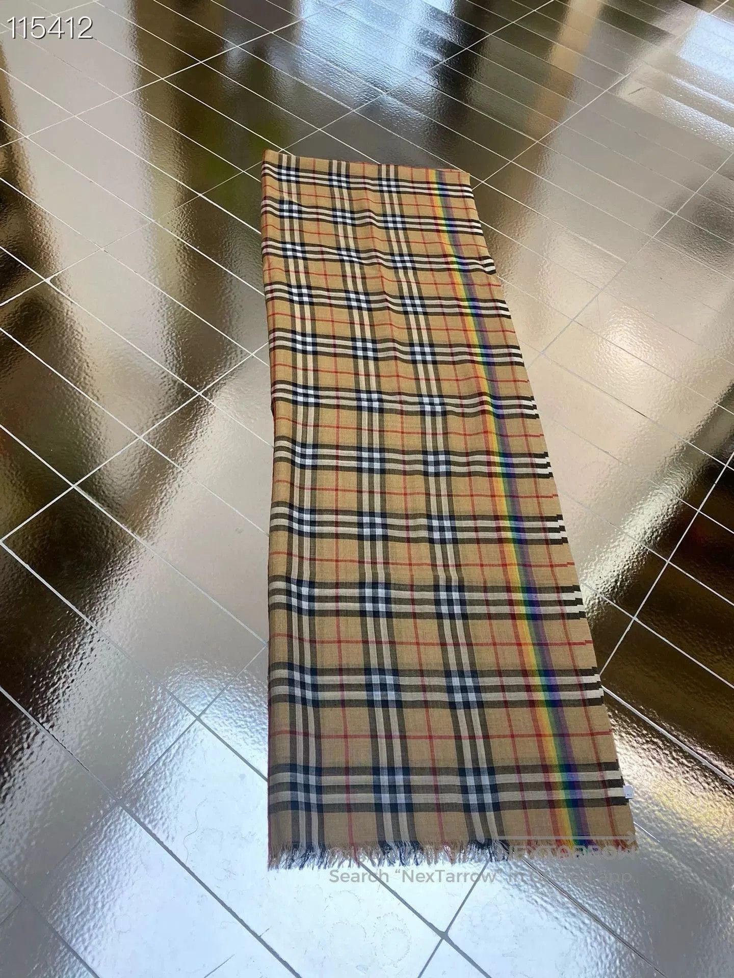 Burberry Burberry Rainbow Scarf 220×70. Size ONE SIZE - 2 Thumbnail