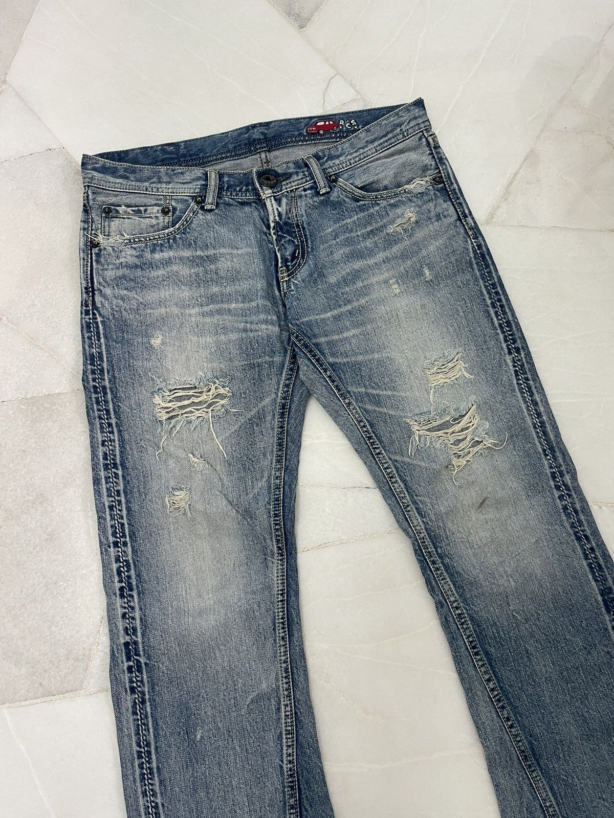 Japanese Brand Vintage Rodeo Crowns Distressed Jeans Size 32" / US 10 / IT 46 - 4 Thumbnail