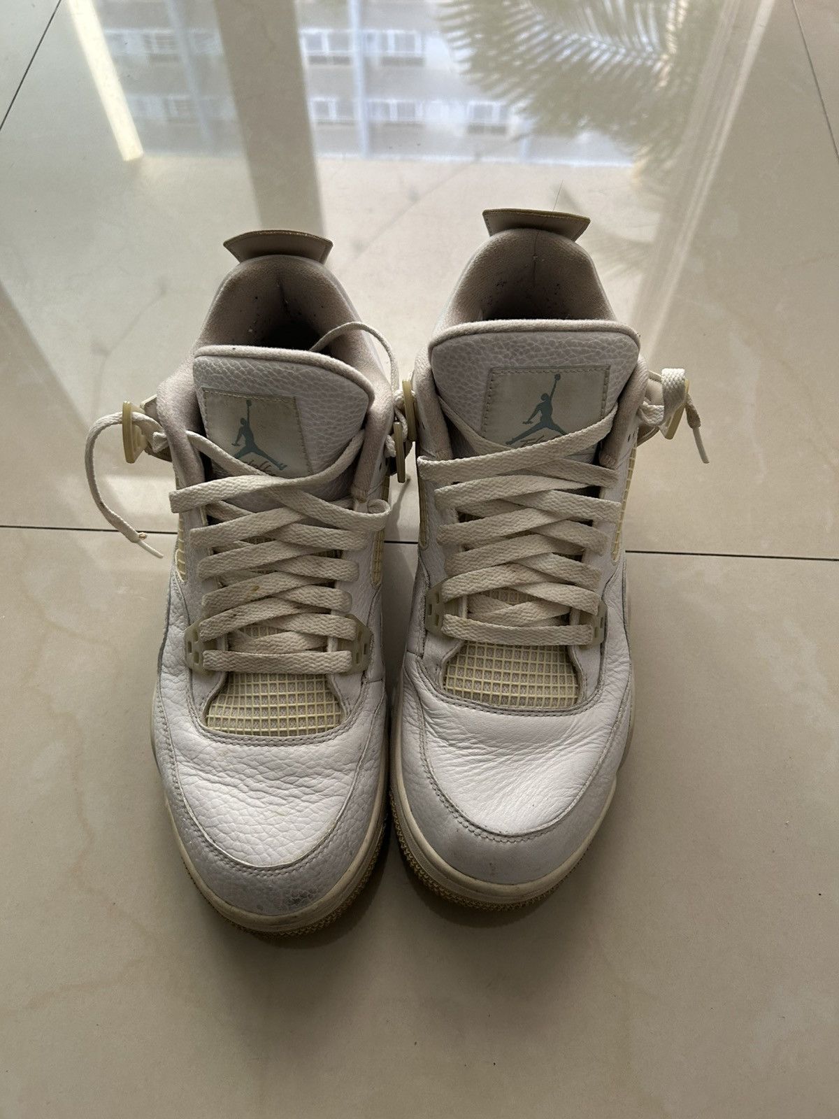 Jordan Brand Jordan 4 Linen Size US 9.5 / EU 42-43 - 3 Thumbnail