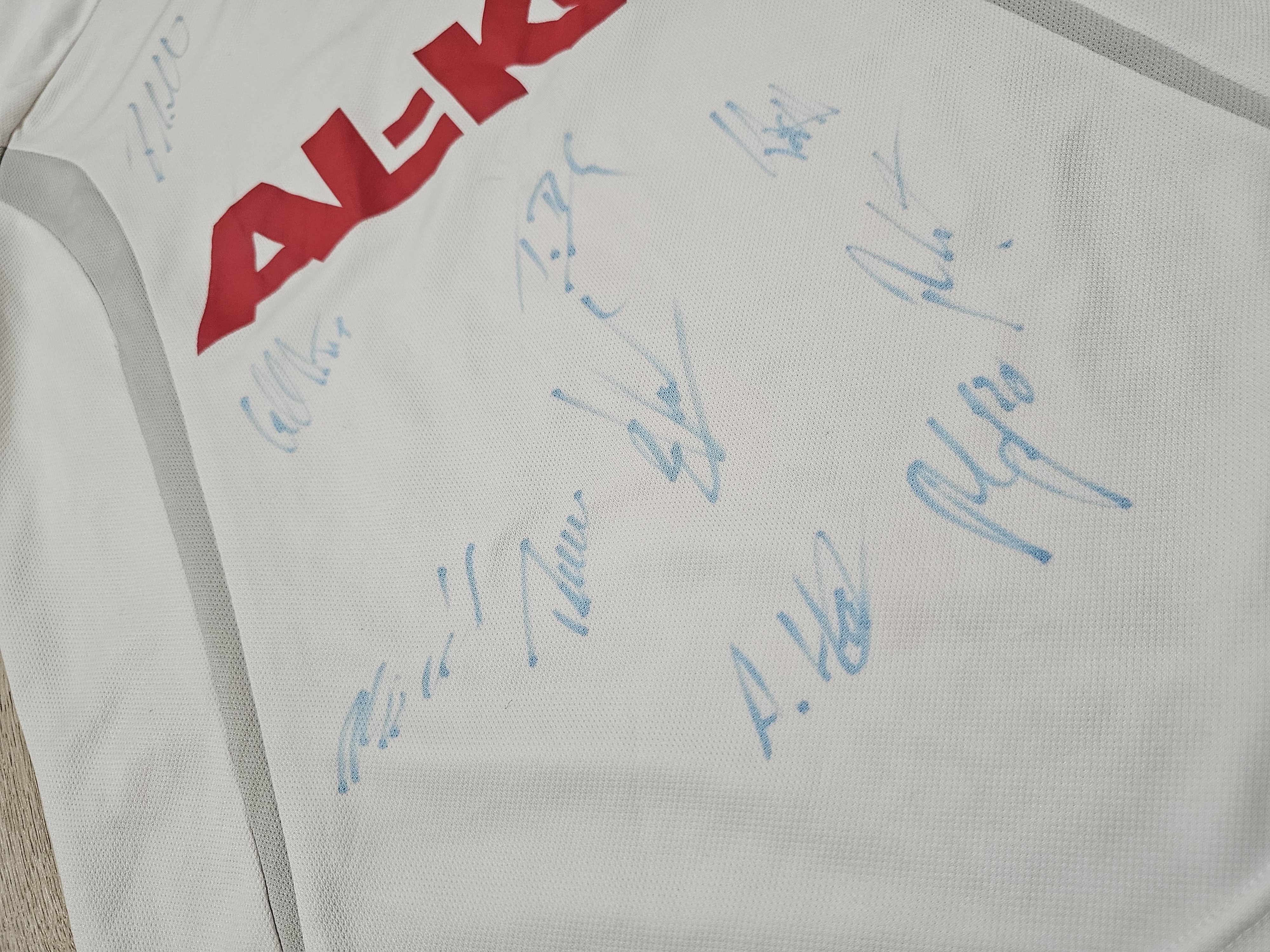 Other AUGSBURG 2011 2012 HOME SIGNET FOOTBALL SHIRT SOCCER JERSEY Size US XS / EU 42 / 0 - 6 Thumbnail