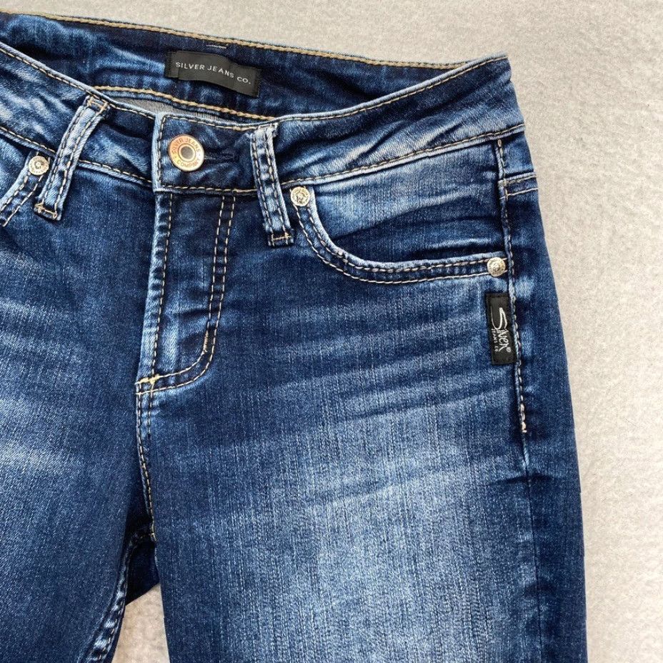 Silver Jeans Co. Silver Jeans Suki Capri Jeans Women's 26 Dark Wash Blue Denim Slim Leg Cropped Capri Size 26" / US 2 / IT 38 - 4 Thumbnail