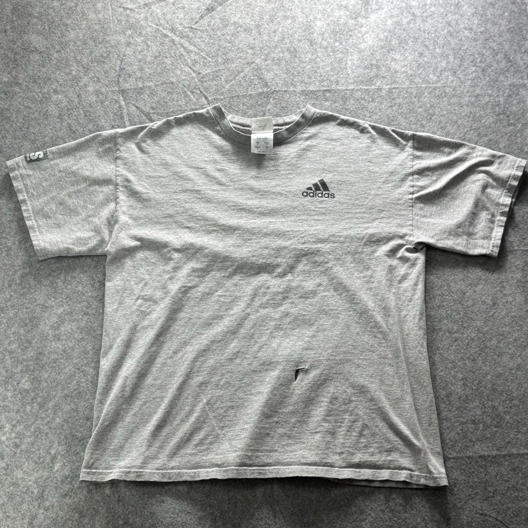 Adidas VINTAGE Adidas Shirt Mens L Gray Graphic Print Logo Tee Dick's Sporting Goods Y2k Size US L / EU 52-54 / 3 - 2 Thumbnail