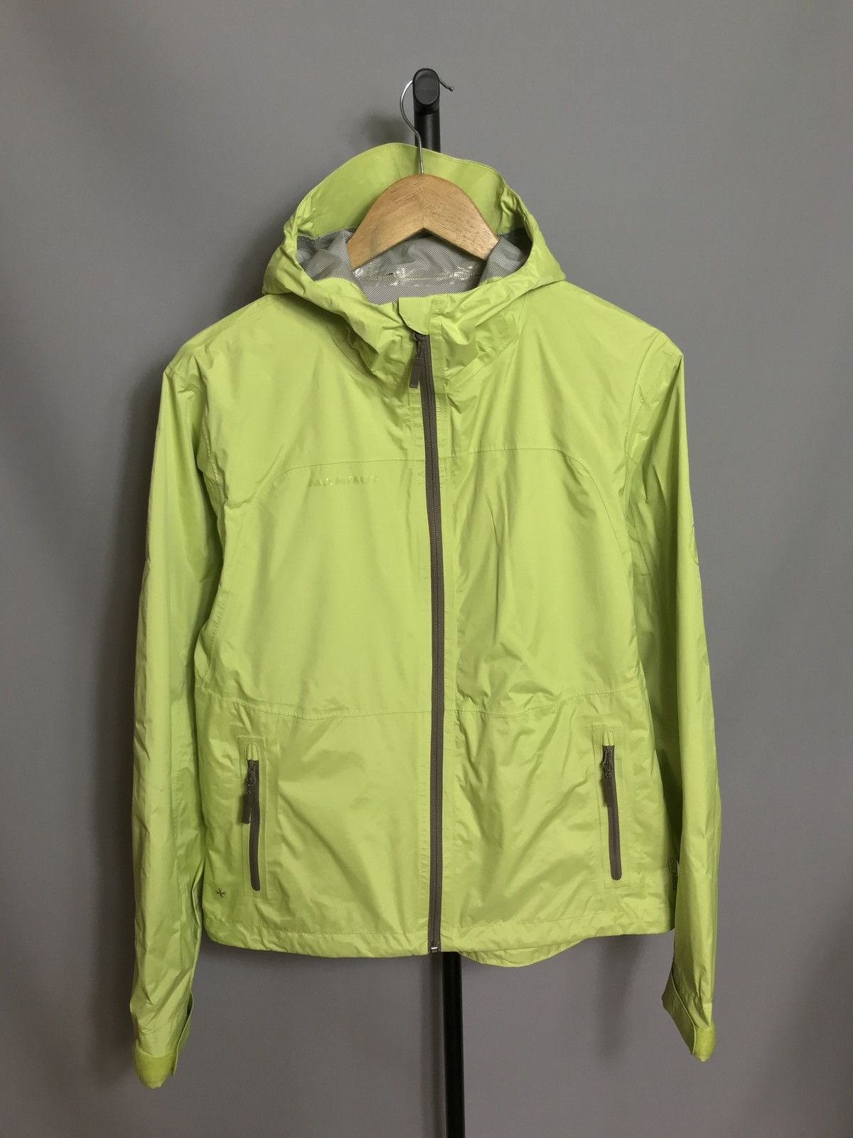 Mammut × Sports Specialties Mammut DryTech Mountain Water Repellent Breathable Storm Size US M / EU 48-50 / 2 - 1 Thumbnail