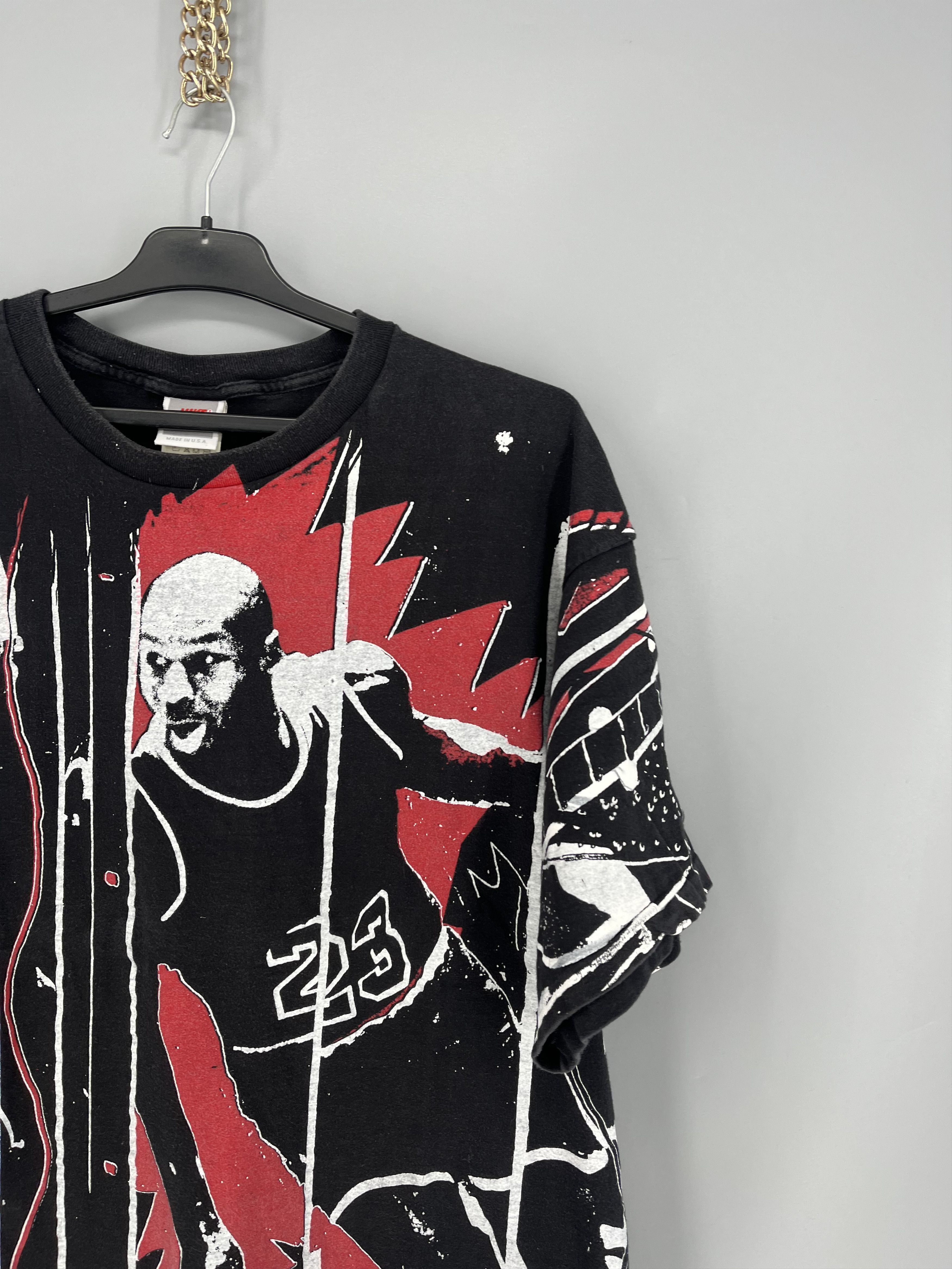Nike Vintage nike micheal jordan all over print t shirt Size US XL / EU 56 / 4 - 5 Thumbnail