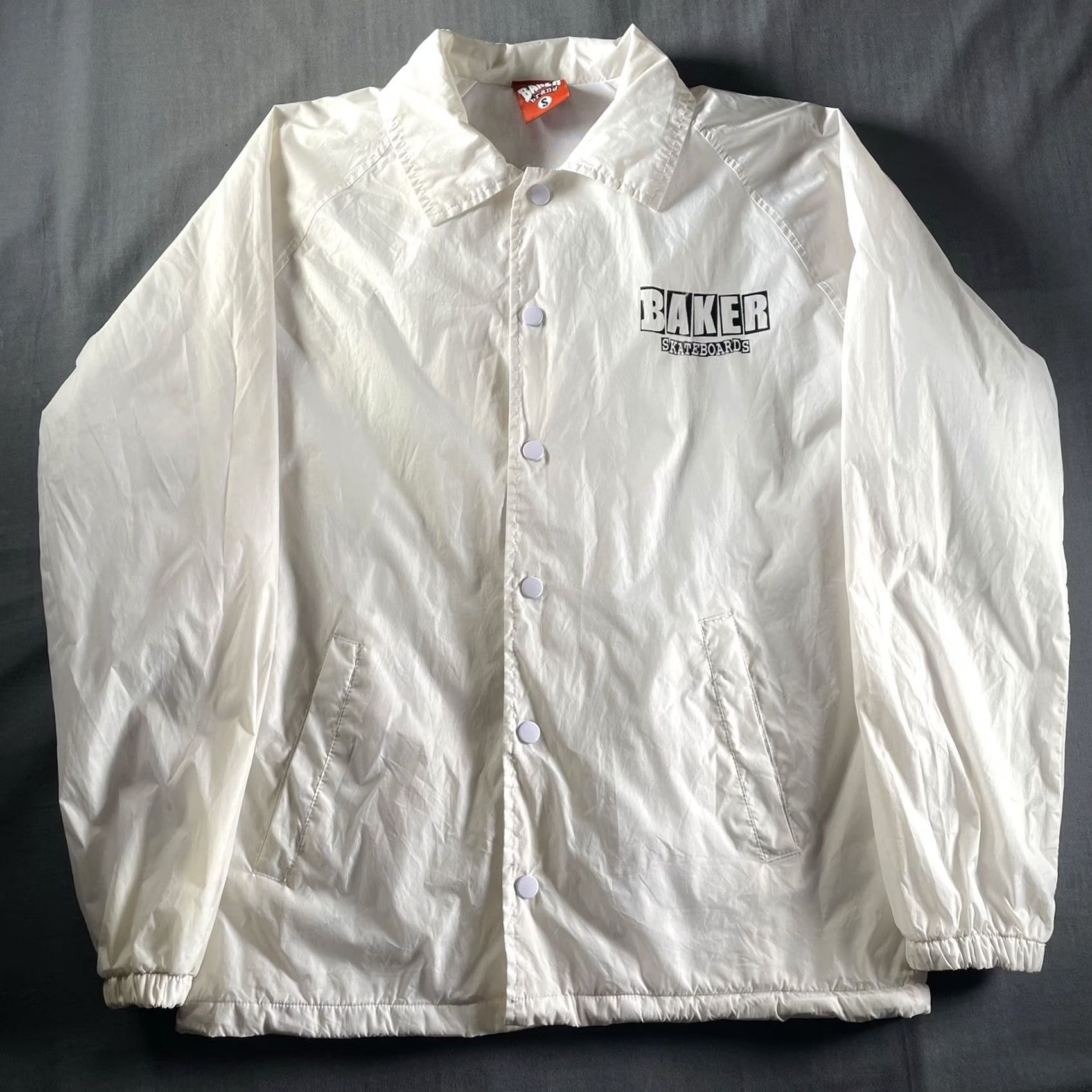 Vintage VINTAGE Baker Skateboards Jacket Mens S White Windbreaker 90s Pockets All Seasons RARE Size US S / EU 44-46 / 1 - 3 Thumbnail